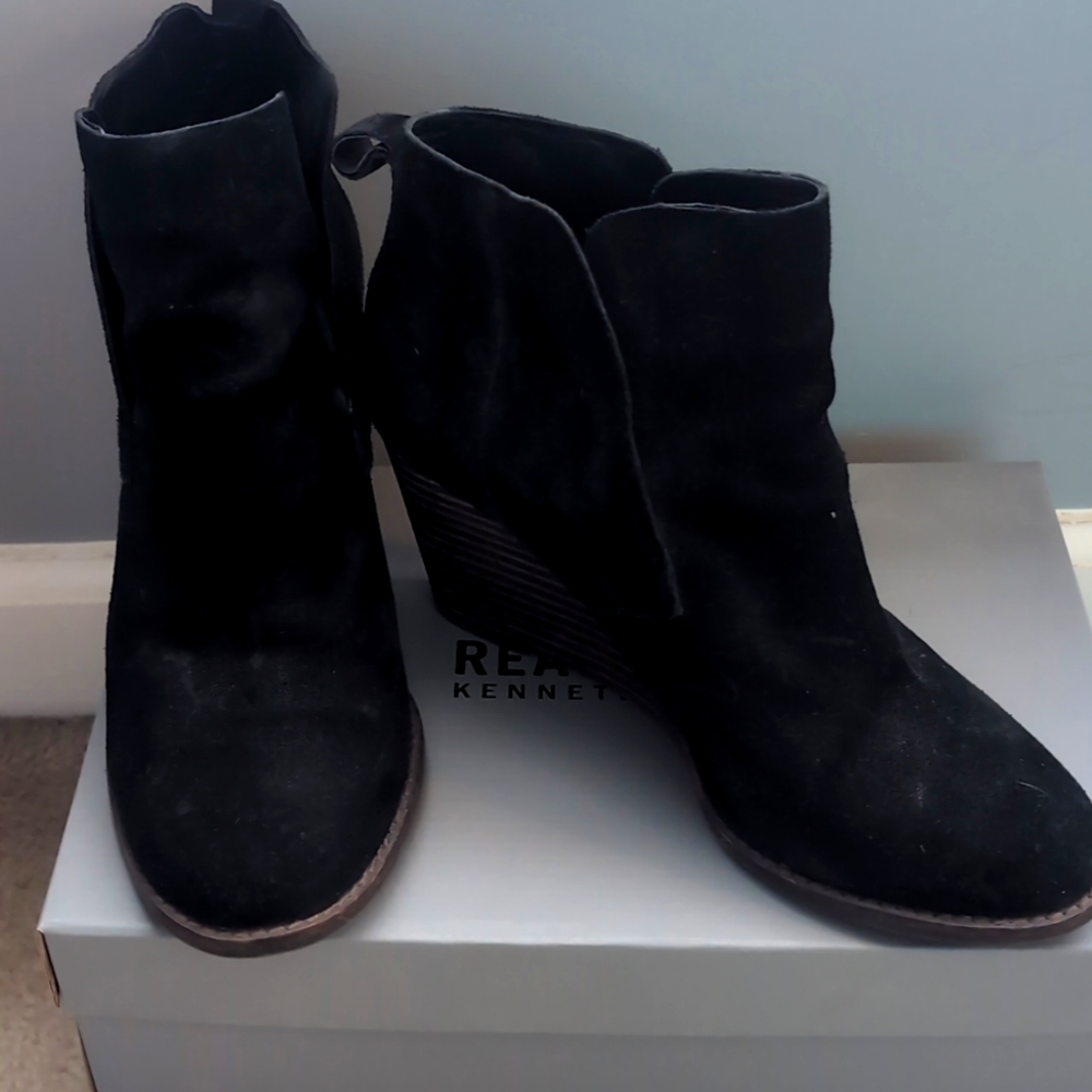 Lucky Brand Suede Booties